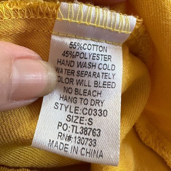 Umgee Shirt Womens S Yellow Off Shoulder sleeveless Floral Embroidered Boho - Picture 6 of 6